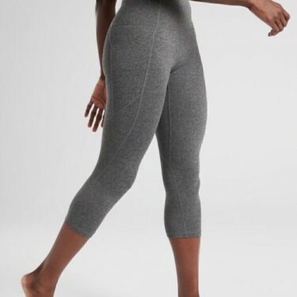 Athleta Salutation Capri Leggings - Picture 1 of 12